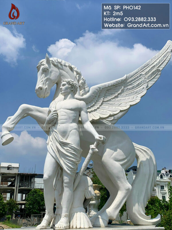 tượng Perseus và ngựa Pegasus cao 2m5