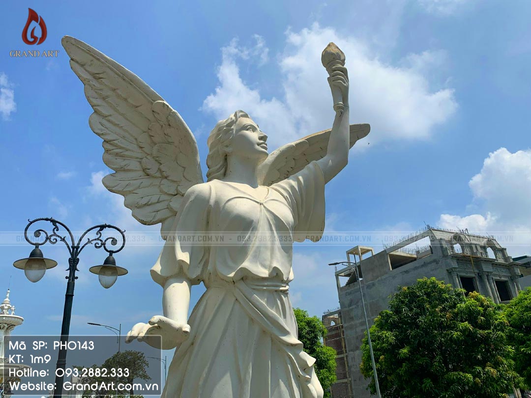 tượng thiên thần cầm đuốc - ph0143