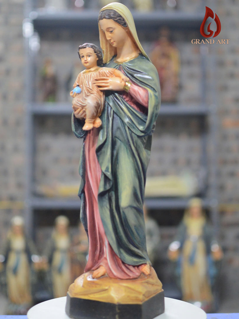 tuong-me-be-chua-40cm-ve-mau-gia-co-4 Tượng Đức Mẹ Bế Chúa Bằng Composite Vẽ Màu Giả Cổ Cao 40cm